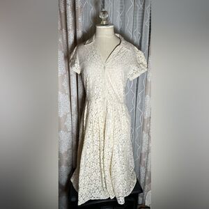 Apt 9 fully lined cream colored lace dress size 8